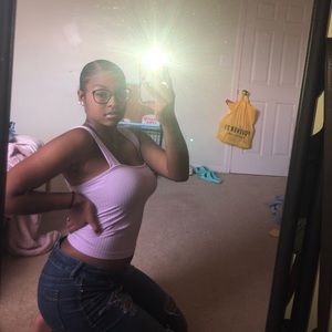 Meet your Posher, Nora